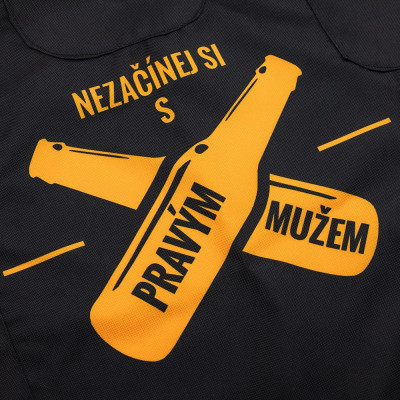 Schürze für einen kochenden Mann (CZ)