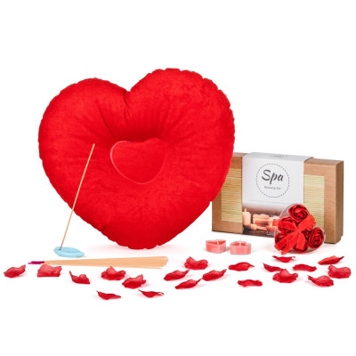 SPA Set mit Rosenblättern