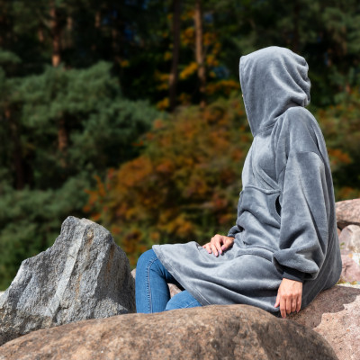 Bluzair - Hoodie Decke - Grau