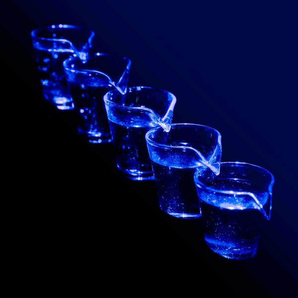 Built-in LED lights